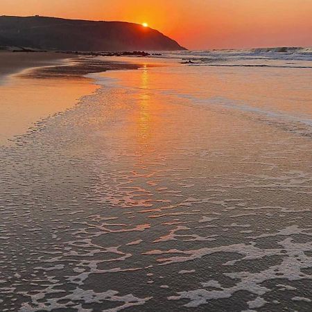 Linga Futhi Beach Cottages Port Saint Johnʼs Exteriér fotografie